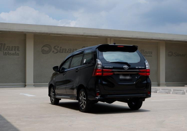 Sewa Kereta Avanza dan Innova 