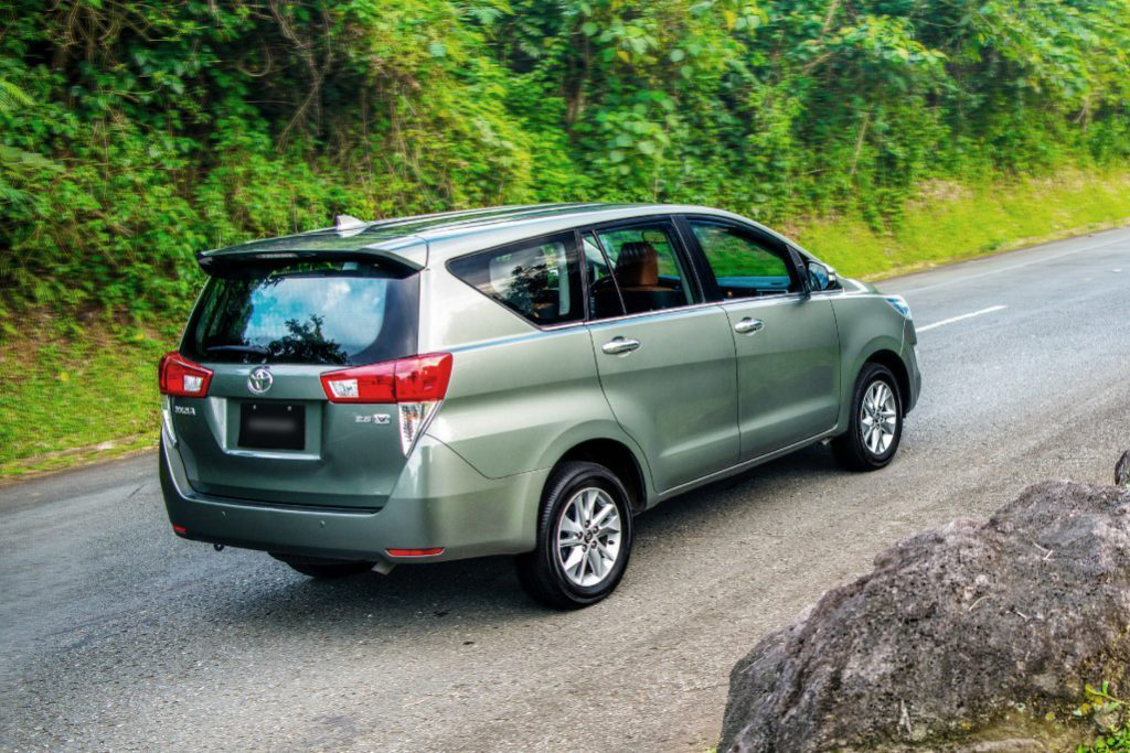 Sewa Kereta Avanza dan Innova 