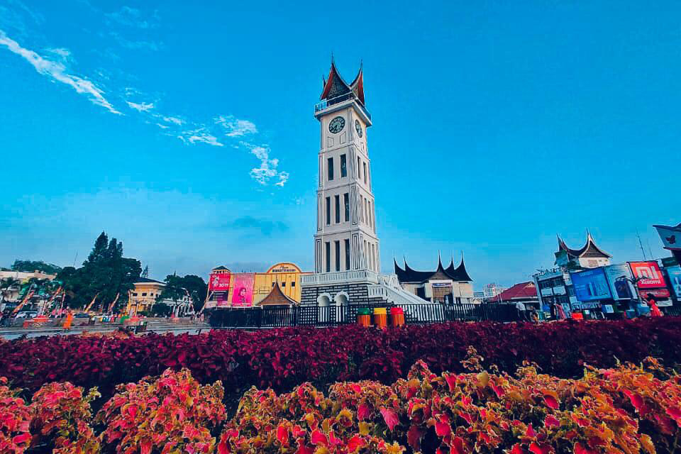 Jam Gadang full