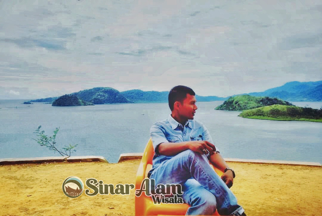 Melancong ke Mandeh Island