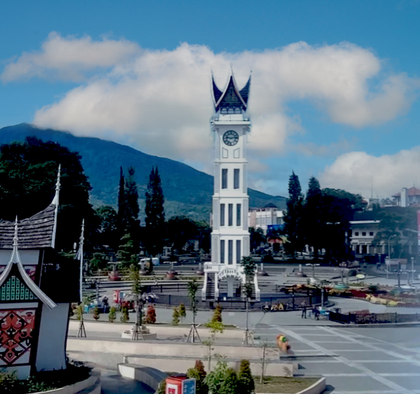 Tips dan Bajet Percutian ke Padang Bukit Tinggi Indonesia